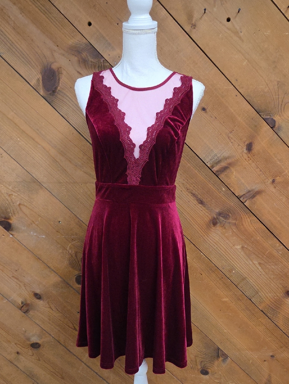 GRACE KARIN Velvet Midi Dress Lace Deep V-Neck Medium  Witchy Goth Vampire NWT